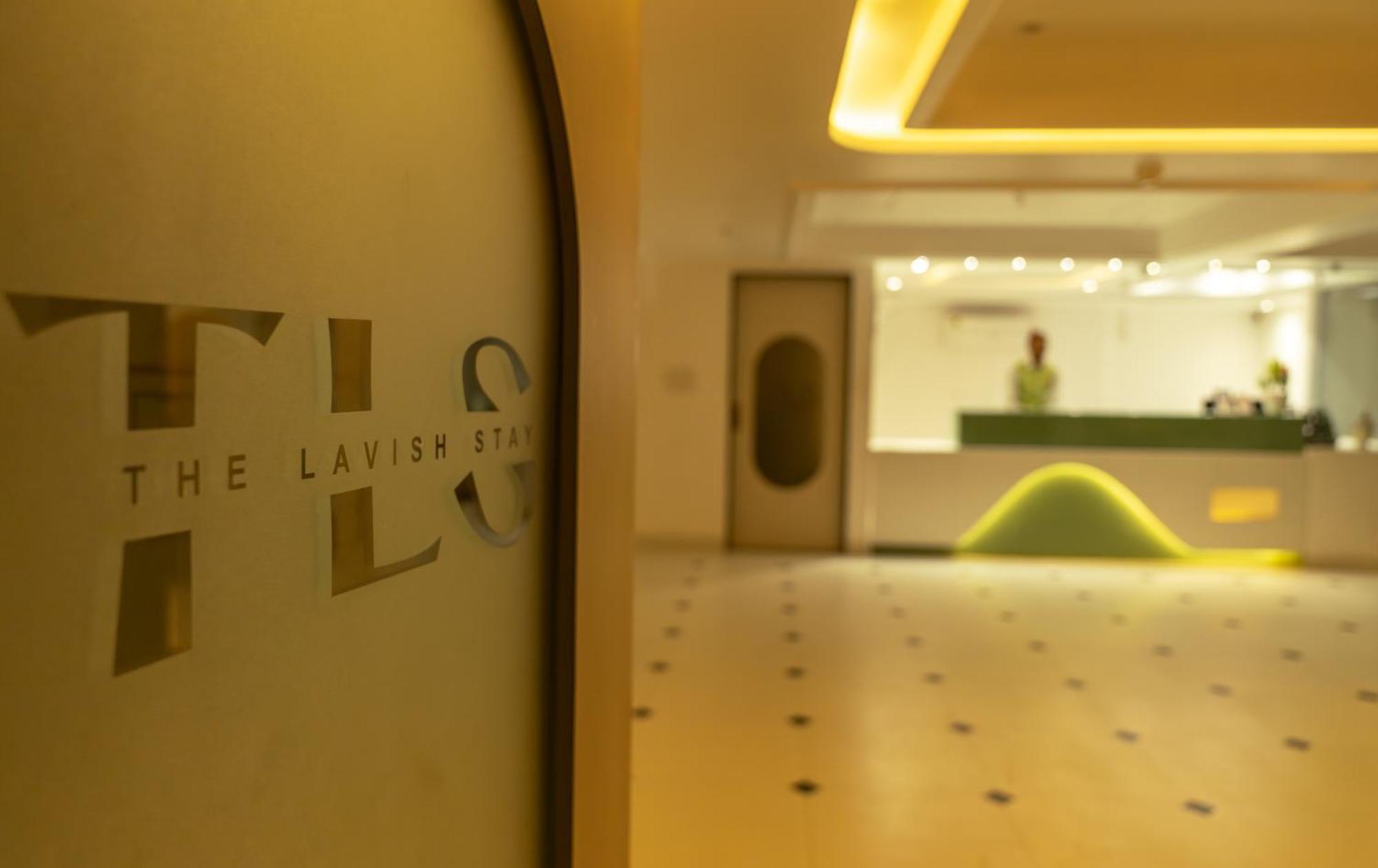 The Lavish Stay Варанаси Екстериор снимка